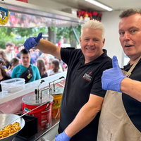 Brabantse frietbakkers krijgen Oekraïense onderscheiding voor hun hulp