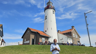 Kefah Allush ontdekt de verhalen achter Nederlandse vuurtorens