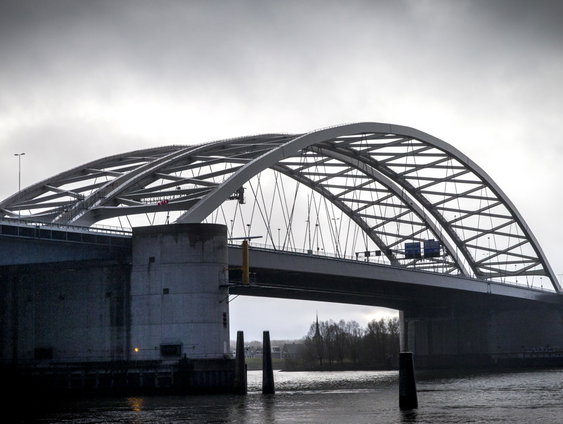 De brug: een grote inspiratie voor liedjes