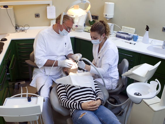 Muziek tijdens je tandartsafspraak verzacht de pijn