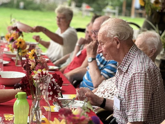 De Onvergetelijke Kookclub: Verbinding en Plezier In De Keuken