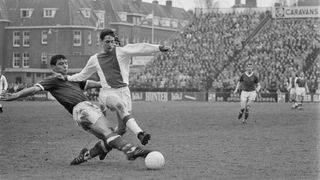Tien jaar na zijn overlijden: Moco Museum eert 'denker' Johan Cruijff