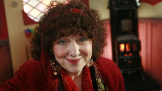 Deze iconische zangeres wordt 80 jaar, stuur ook een kaartje!