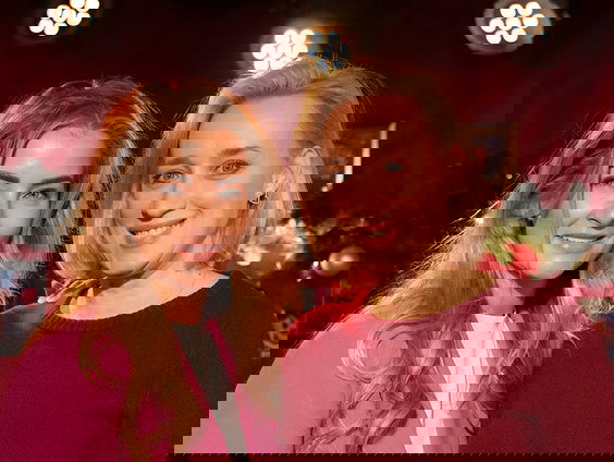 Eva Jinek te gast bij Emilie op Volle Toeren