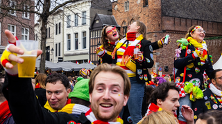 EenVandaag-peiling: twee derde ergert zich aan ‘toeristen’ tijdens carnaval