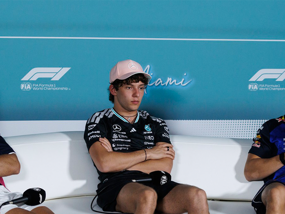 Samantha van Wijk over F1 in Miami, Vuelta voor vrouwen en spannende slotfase Eredivisie