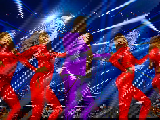 Vieze Jack primeurt zijn nieuwe single 'Zeg eens meisje' op Sterren NL Radio