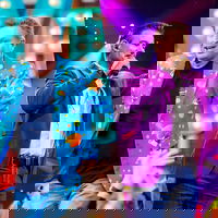 Wilfred Genee en Jan Paparazzi beginnen podcast over Nederlandstalige muziek