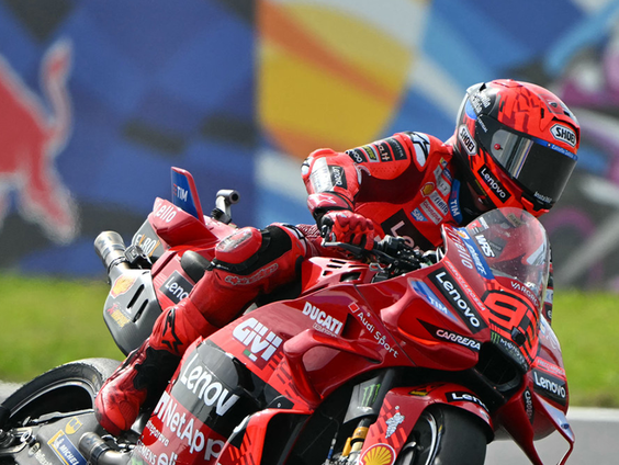 Samantha van Wijk over een bomvol sportweekend: van Eredivisie tot Nürburgring