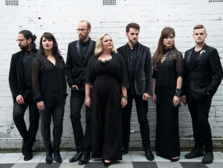 Lekkere Track: Wolfgang Amadeus Mozart - Symfonie nr.40, KV.550 in g kl.t. - deel II "Andante" door The Swingle Singers