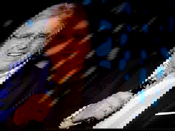 4FM #35: You'll never walk alone