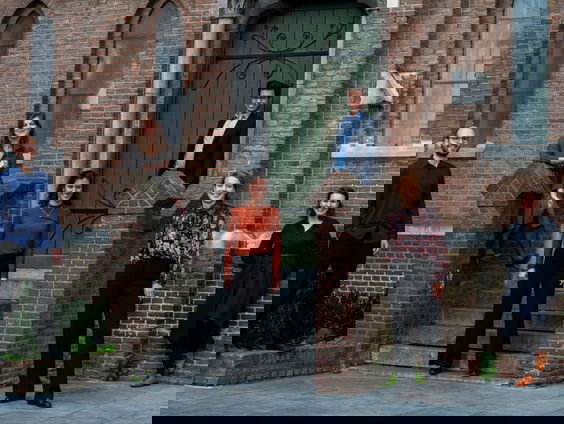 Het Cottage Ensemble speelt live in Earbites