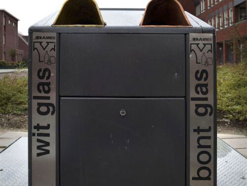 8:15 40 jaar de glasbak!