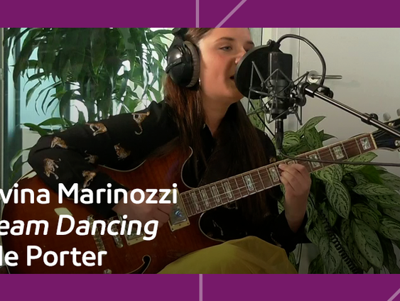 Davina Marinozzi (zang & gitaar) & Rik van der Ouw (piano) - Dream Dancing