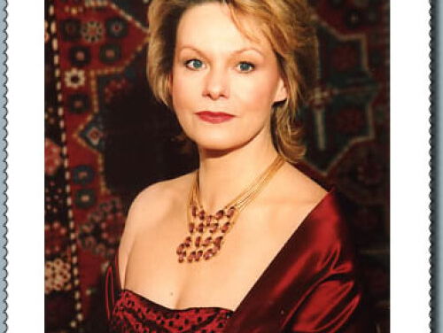 Die Frau ohne Schatten: Scene van de Keizerin, met Gabriele Fontana, Lenneke Ruiten, Evelyn Herlitzius en Terje Stensvold, koor van DNO, NedPhO o.l.v. Marc Albrecht