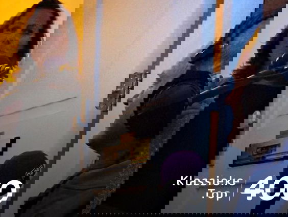 De Stembus bij dichter Ester Naomi Perquin