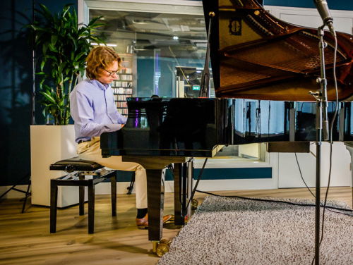 LIVE in NTR Podium: Hannes Minnaar speelt Bach