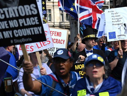 Brits Lagerhuis naar huis