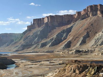 Gedicht: Elke dag, van Shakila Azizzadeh