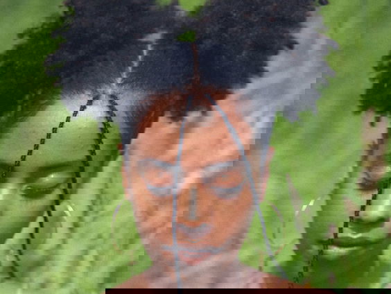 Zangeres Bahghi zingt live in Earbites