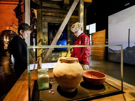 8:15 Nederlands Openluchtmuseum 100 jaar open