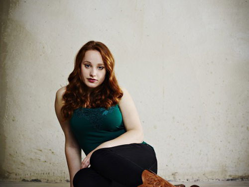 Wonderful Town - A Little Bit In Love - Laetitia Gerards, Phion o.l.v. Wayne Marshall