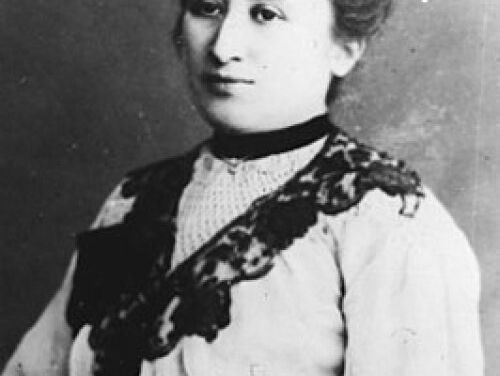 19:05 Proza: Het is mijn derde Kerstmis in de bajes .. van Rosa Luxemburg