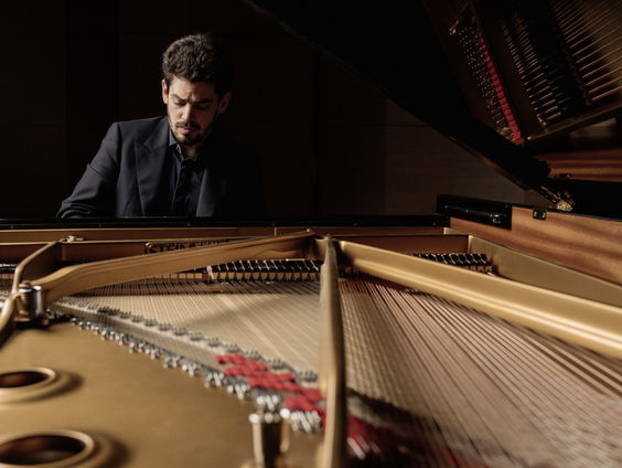 Mark Janssens, presentator bij Klara, over Lahav Shani