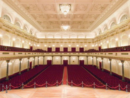 17.05 Simon Reinink van het Concertgebouw: 'over twee weken alle concertzalen open'