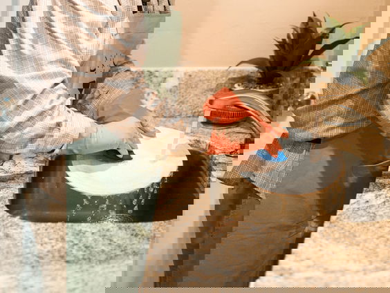 Mooi Moment: Dansen tijdens de afwas