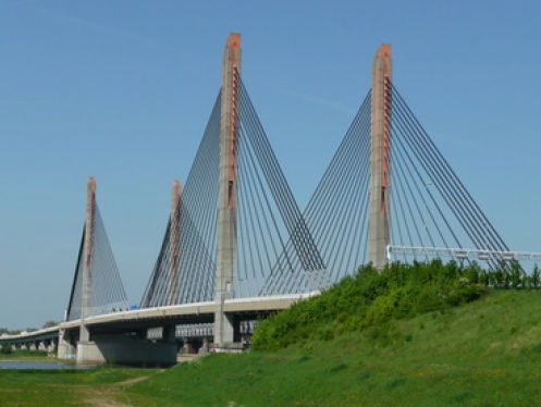 19:05 Gedicht: Het water de stank, van Gerrit Komrij