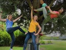 Zangeressen en accordeoniste maken voorstelling 'Peertje'