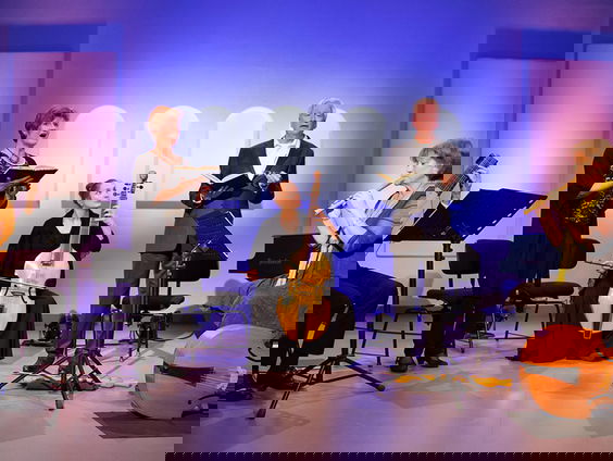 Hollandse Nieuwe! Rampliederen door Camerata Trajectina, deel II: Meezinger