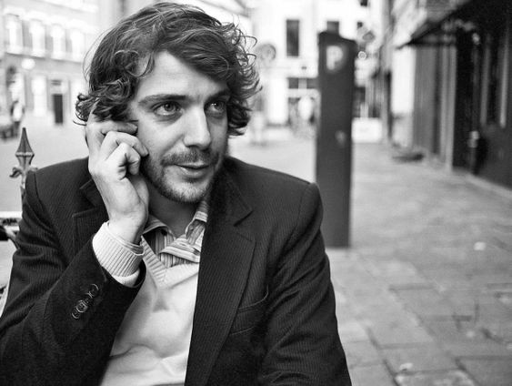 Gedicht: Sonnet voor 456 letters, van Ramsey Nasr