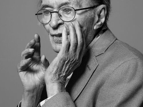 19:15 Gedicht: Verzet begint niet met grote woorden