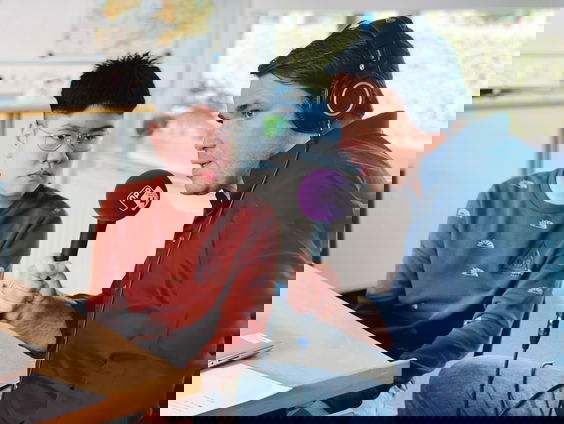 Met de Stembus bij Mytylschool de Sprienke in Goes