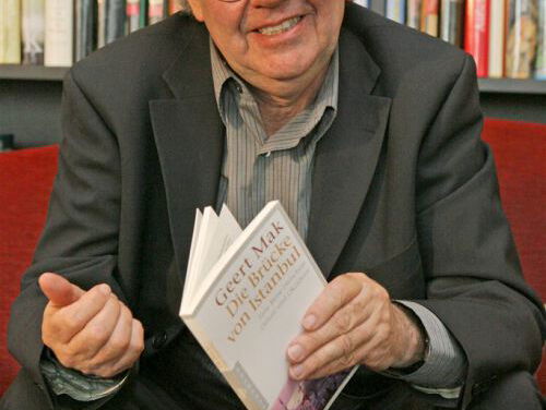 8:15 Met schrijver en historicus Geert Mak spreken we over prinses Beatrix die vandaag 80 jaar wordt.