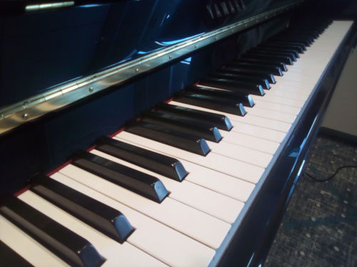 piano.jpg