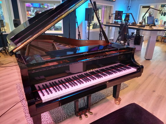 Onder de vleugels van Den Herder