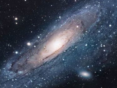 19:05 Gedicht: Vier uur 's morgens, van Wislawa Szymborska