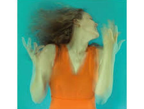 19:15 Liedje: De nacht is aangezegd, van Oukje den Hollander/Ilja Leonard Pfeijffer