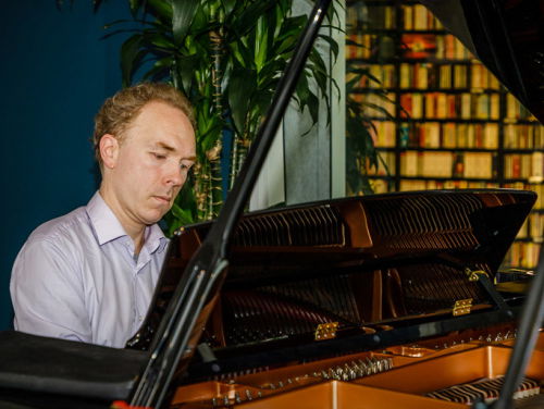 Podium Studiogast: Ralph van Raat