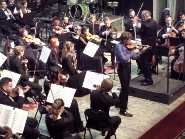 19:30 Hollandsche Nieuwe! Vioolconcert 'Ulysses' van Tim Kliphuis, deel 1
