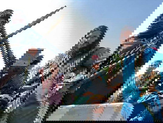 Gedicht: Wat moet de poëzie ook, van Erik Menkveld