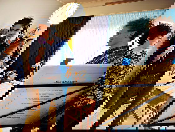 Studenten Charlie en Dorus stemmen op Tsjaikovski