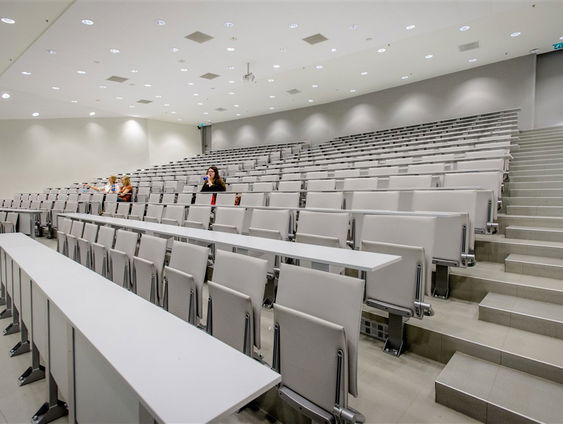 Universiteiten moeten voorlopig hun deuren gesloten houden