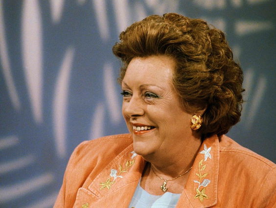 Zangeres Caroline Kaart overleden (88)