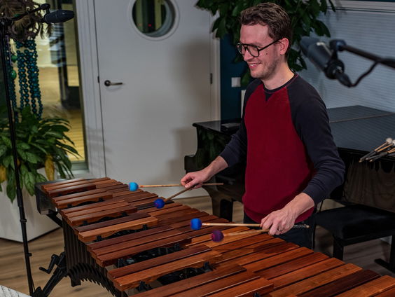 Marimbaspeler Ramon Lormans live