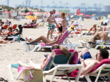 VakantieVoicemail #17: Giselle kiest vanwege de hitte voor lome muziek van Glass