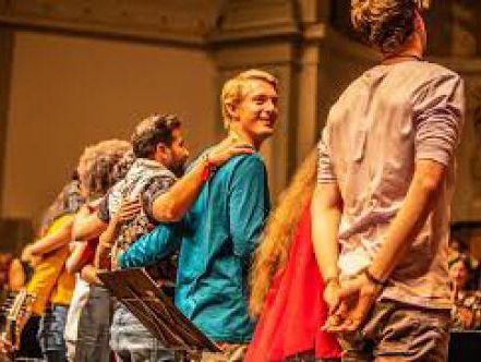 19:30 Hollandsche Nieuwe! Caravan II van Julian Schneemann and friends/3